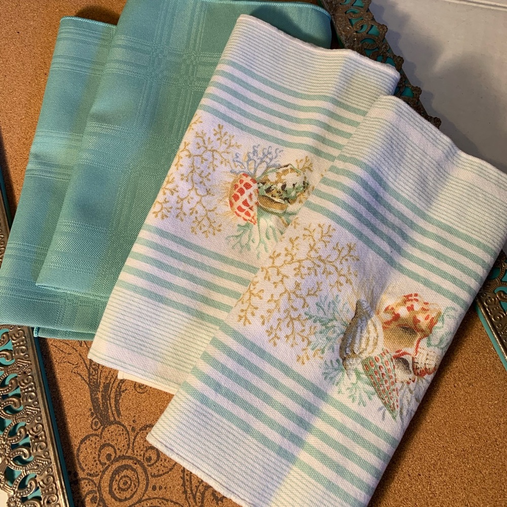 Seashell Beach Theme Napkins Set of 4 (N#)